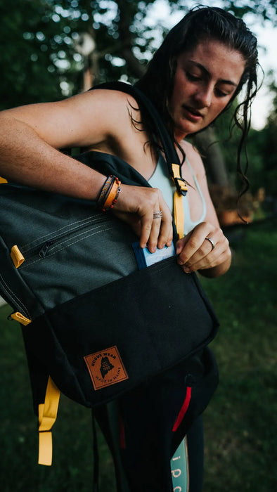 Big Benny Backpack 21L - Moss Black Rogue Wear Bags